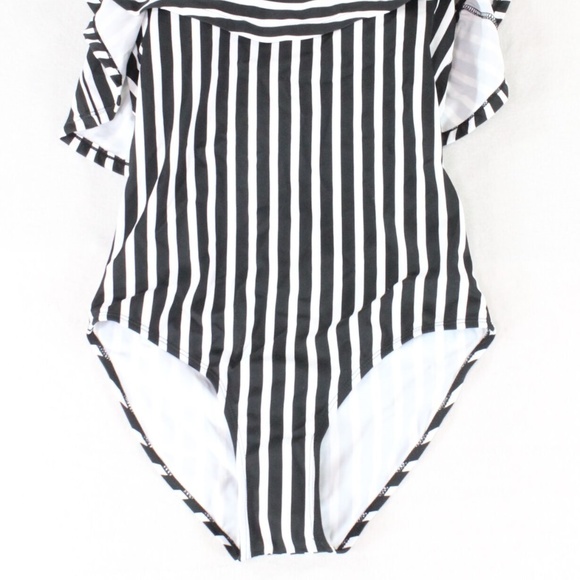 BLACK & WHITE STRIPED RUFFLE ONE PIECE SWIMWEAR M - Picture 7 of 7